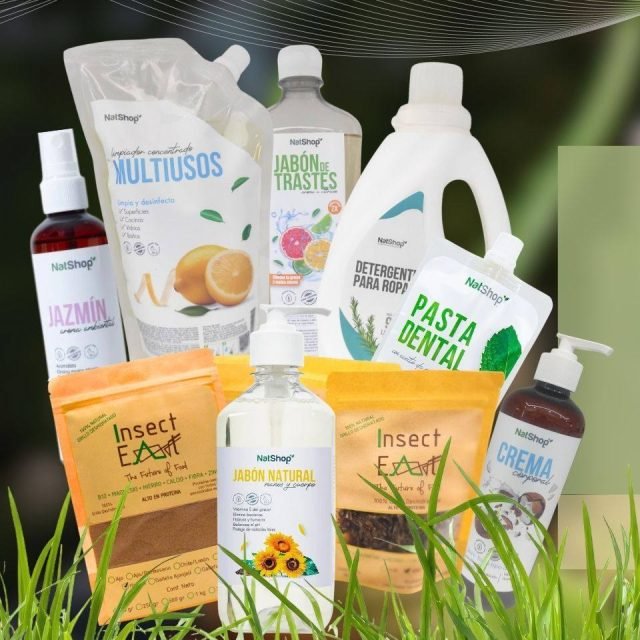 ¿Y si tu rutina diaria fuera una solución para el planeta? 🍃💎Hoy celebramos el Día de los Bosques impulsando la innovación para un mundo mejor, por eso en #Essenzia, seleccionamos minuciosamente marcas aliadas de alta calidad que demuestran que la sustentabilidad y nuestra rutina pueden ir de la mano.
Desde lo que comes hasta lo que usas para limpiar tu casa, cada producto ha sido elegido por ser:✅ Eco-friendly: Ingredientes que no dañan el agua ni la tierra.✅ Premium: Máxima efectividad sin comprometer el ambiente.✅ Ético: Respaldo a marcas con propósito.
Elige bienestar integral. Elige proteger el futuro.
🛒 Visítanos en la Boutique Essenzia o compra en línea: #BosquesEInnovación #MarcasAliadas #EstiloDeVidaSustentable #Equilibrio