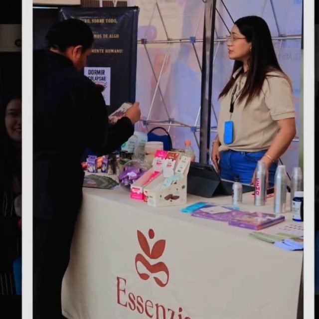 #Día1 
Nos encantó conocerte y que conocieras los productos de nuestras marcas aliadas que trajimos hasta ti para complementar tu descanso. 

Gracias a @sociedaddesueno por invitarnos a este 1er Festival Nacional de Clínicas, Centros e Industria del Sueño. 

#todoshacemoslamedicinadelsueño #bienser #Equilibrio