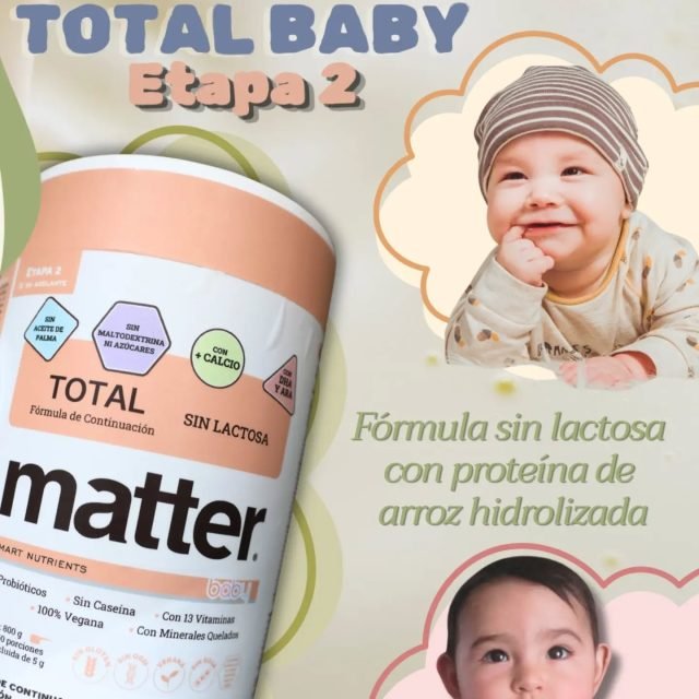 Tu tranquilidad y el crecimiento de tu bebé van de la mano. 🍼Si en esta etapa de los 6 meses en adelante tu especialista te recomendó complementar su nutrición porque la leche materna no está siendo suficiente, 🧘🏻♀️respira: no es tu culpa, lo estás haciendo increíble. La maternidad no se trata de exigirte de más, sino de encontrar los mejores aliados.Total Baby (Etapa 2) | Fórmula a base de proteína de arroz hidrolizada de #Matter ofrece:🌾 Digestión suave: Ideal para pancitas sensibles o intolerantes a la lactosa.
🧬 Fórmula avanzada: Con probióticos, enzimas y oligosacáridos de origen vegetal.
🧠 Desarrollo activo: Con DHA vegetal y minerales de alta absorción.
🚫 Libre de: Aceite de palma y azúcares añadidos.Importante: No sustituye la leche materna, únicamente apoya la indicación de tu médico para asegurar el crecimiento óptimo de tu pequeño.💬Platícalo con tu pediatra, muéstrale esta opción y asegúrate de darle a tu bebé exactamente lo que necesita.
Encuéntralo en Essenzia. Link in bio.👶🏻